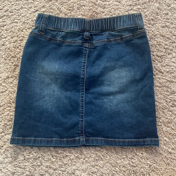 girls skirts - Picture 4 of 6